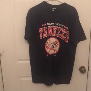 Men’s vintage New York Yankees t shirt size large